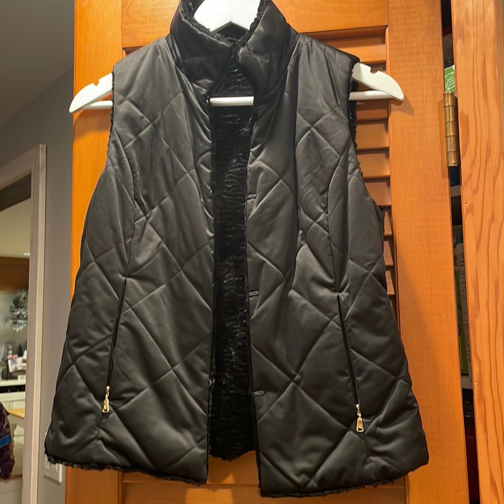 Petite Small Black Ralph Lauren Reversible Quilted/Faux Fur Vest